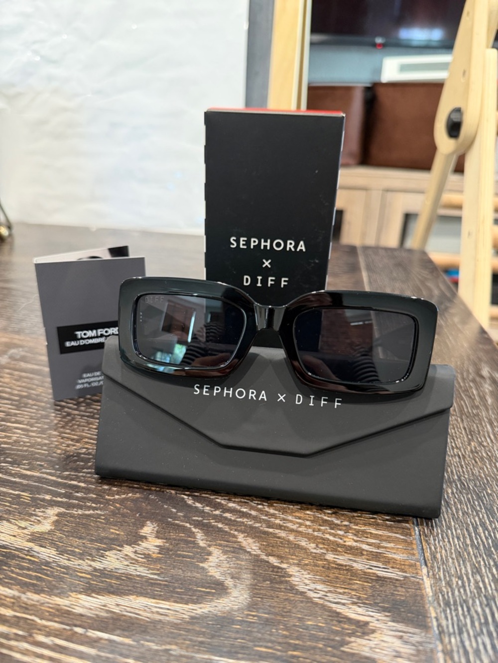 SEPHORA x DIFF Black Rectangular Sunglasses